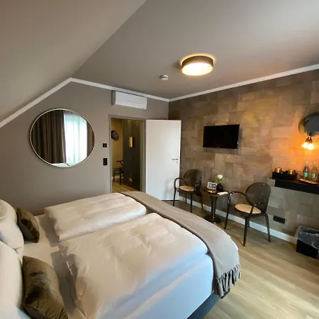 Restaurant Zur Post Hotell